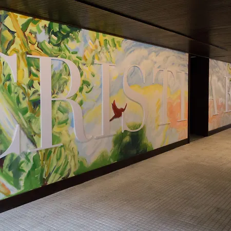 Cristina Enea Pensión 3*