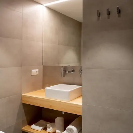 Cristina Enea Pensión San Sebastián